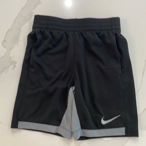 EUC Nike Boys Trophy Shorts Size S in Black with Gray accent